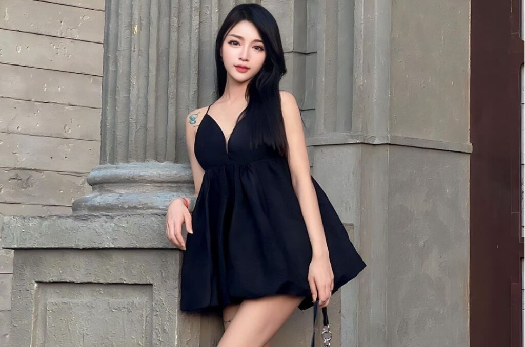 Pretty Chinese girl